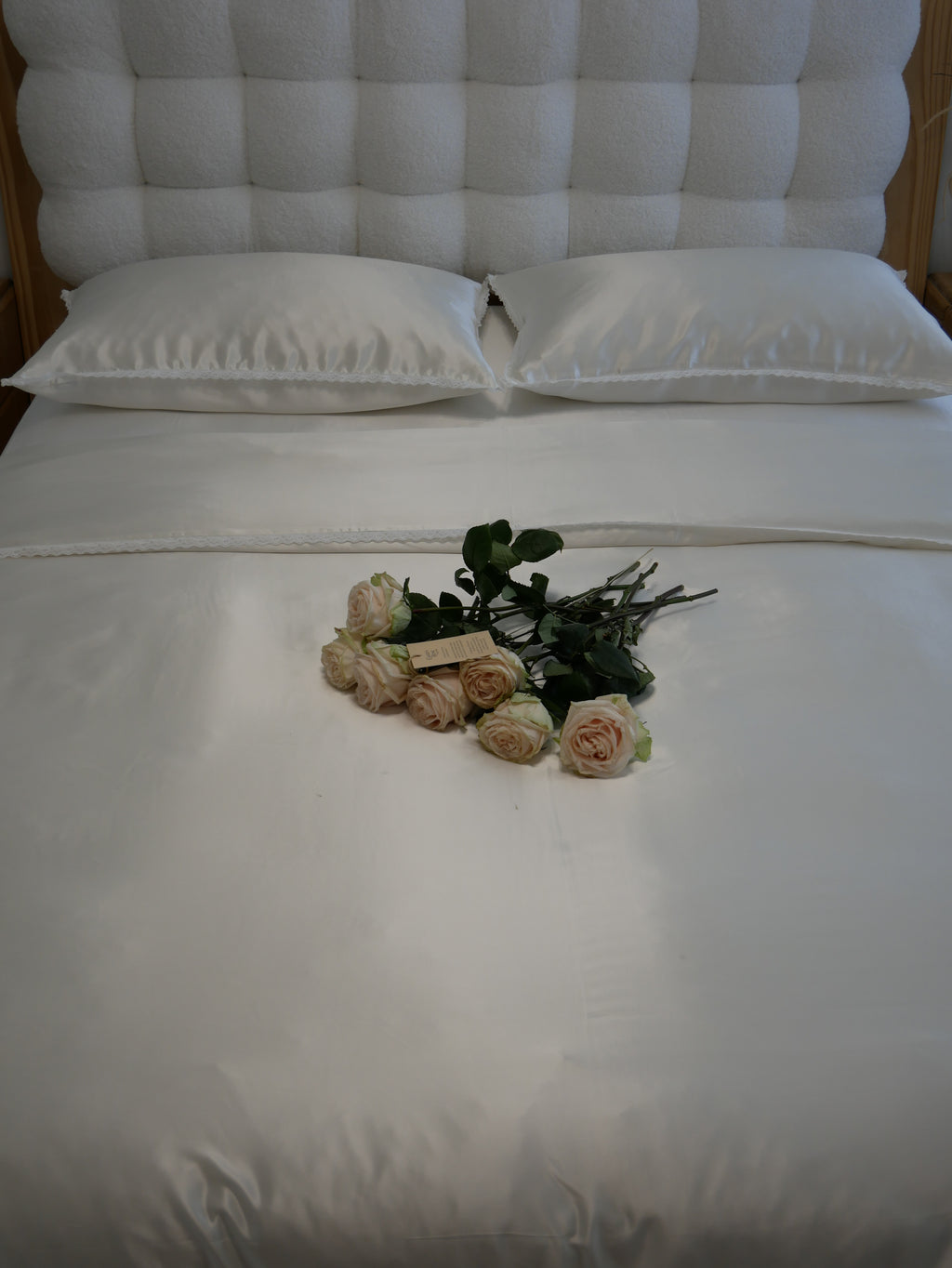 Powder White Silk Duvet Cover Set - 4 pcs