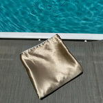 Load image into Gallery viewer, Silk and Bamboo Plush Bath Towel - Champagne
