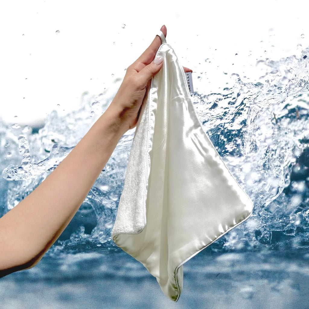SILK AND BAMBOO FACE TOWEL
