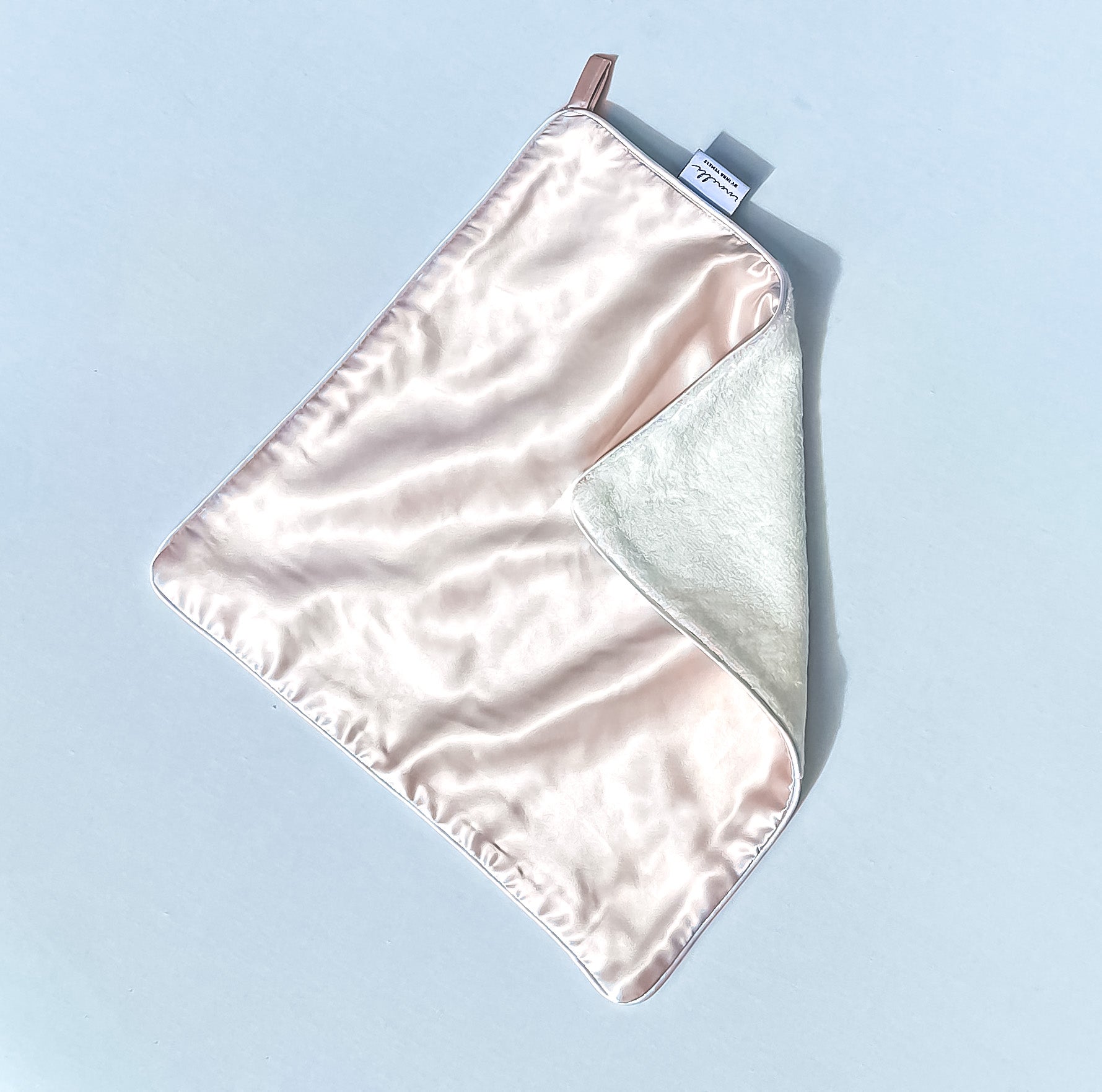 Silk and Bamboo Face Towel - Bubblegum Pink