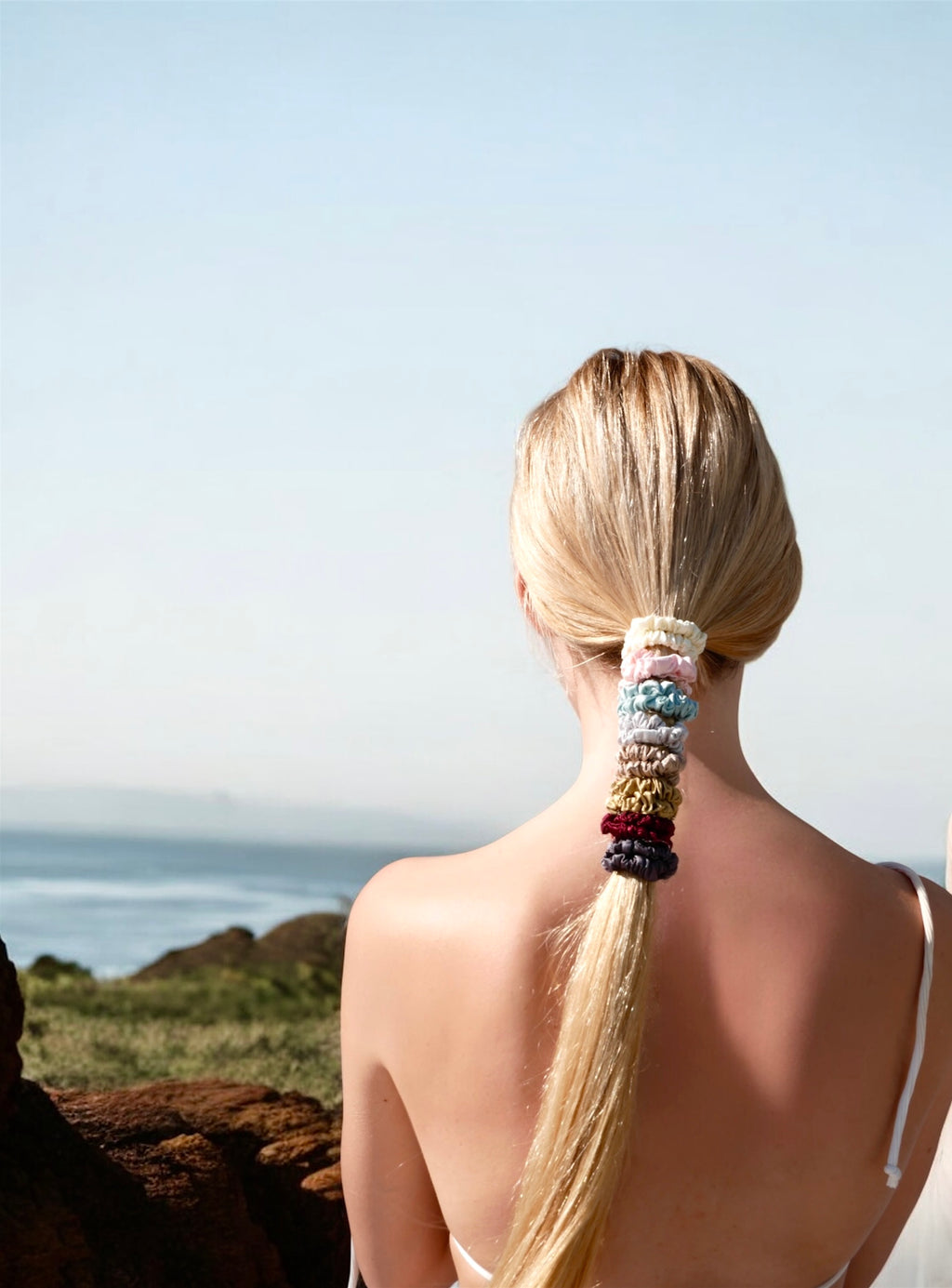 RAINBOW SKINNY SCRUNCHIES
