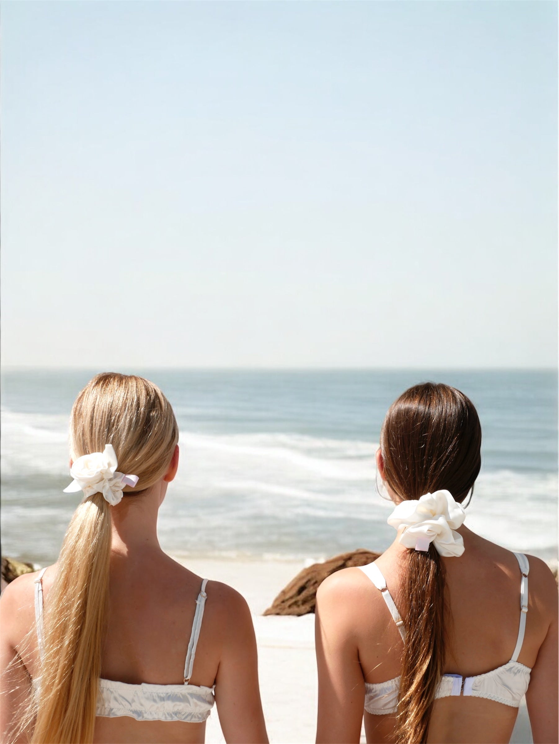 POWDER WHITE ROSIE  DUO