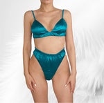 Load image into Gallery viewer, Peacocks Blue Triangle Bra
