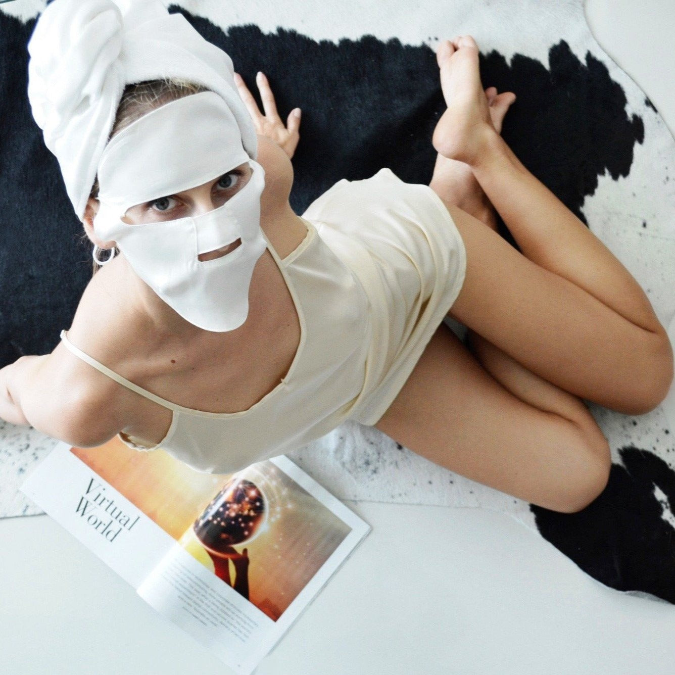 Powder White  - Silk Hyaluronic Mask